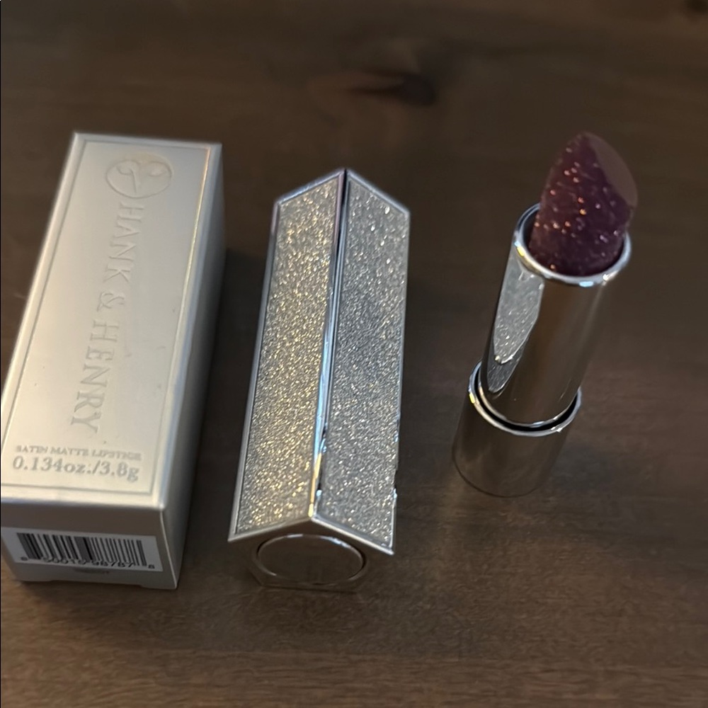 NWB Hank & Henry Sparkly Purple Lipstick “Foreplay” Satin Matte